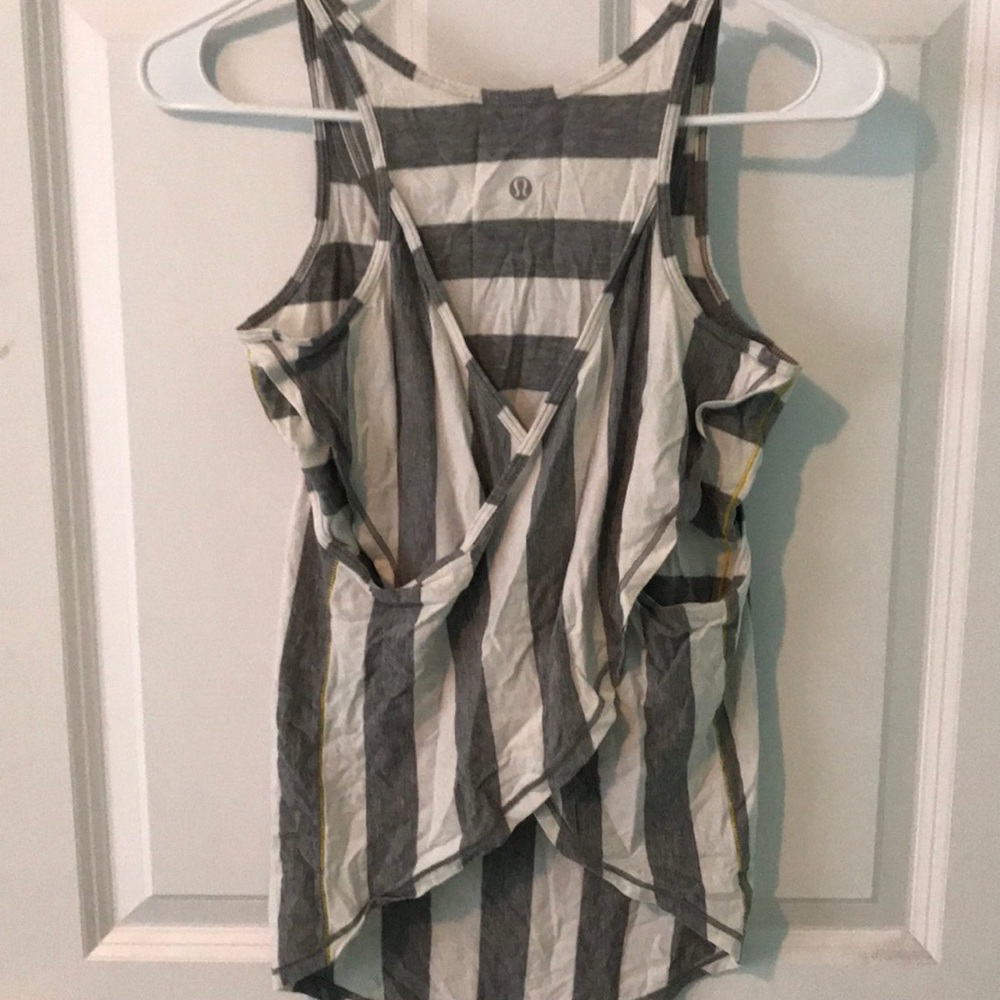 Lululemon tank top